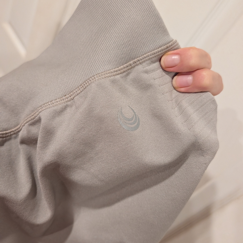Lazuli Label Gray Leggings